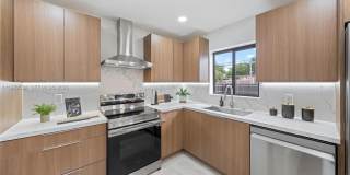 1305 N 31st Road, Hollywood, FL 33021 Gallery 1