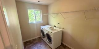 Beautiful Bull Mountain 4 Bedroom 2 1/2 Bath Home Just a Block from the Community Pool and Park! $500 Incentive! Gallery 25