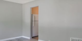 1642 N Elmer St Gallery 2
