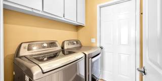 Fully Furnished Pool Home Gallery 23