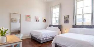 1915 Philip St. Gallery 11