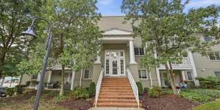 4061 S FOUR MILE RUN Drive Gallery 1