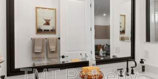 9001 Ventura Street Gallery 54