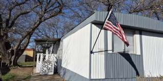 209 S Avenue B Gallery 1