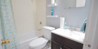 Charming 2 Bed / 1 Bath Cottage Gallery 13