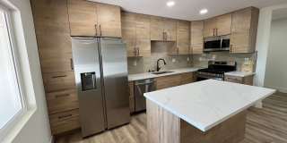 Brand New Remodel (2026)!! 5 Bedroom 2 Bathroom Home Near Campus Gallery 1