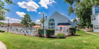 Royal Pointe Gallery 1