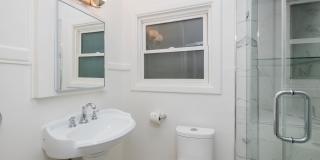 226 Athol Avenue Gallery 7