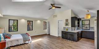 3752 N Magnolia Avenue Gallery 3