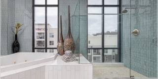 401 W Watson Street Gallery 15