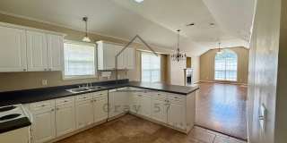 3 bed, 2 bath home in Calera Gallery 5