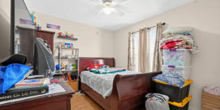 Spacious 4BR House in Orange Park Gallery 9