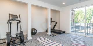 231 Walton Avenue unit: 206 Gallery 7