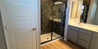 Del Valle Sundance Crossing / 4 bedrooms, 2 baths, 1 story home / Like New built 2021 / Refrigerator, Washer & Dryer Gallery 15