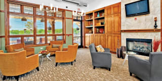 Twin Lake Towers Apartments Gallery 28