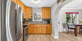 5519 COMMONWEALTH Avenue N Gallery 8