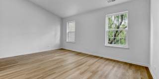 1089 Ellsworth Drive Gallery 8