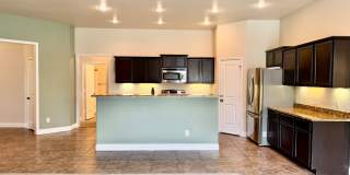 Gorgeous 4/2/2 in Bella Mia Estates! Lubbock-Cooper ISD! Gallery 10