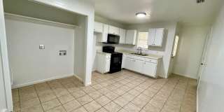 3 Bed / 1 Bath Apartment in Truman, Available Now! Gallery 1
