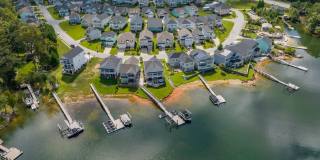 Rare Lake Murray rental located in Lexington! Fully Furnished 6 month lease Gallery 37
