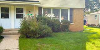 3 Bedroom/ 1.5 Bathroom Townhome for Rent - Waukesha, WI Gallery 1
