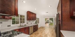 22020 Buena Ventura Gallery 8