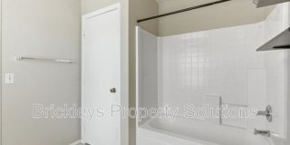 2413 E Hazeltine Way Gallery 27