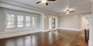 6/3 *West Campus* Walk to UT 6/3 *West Campus* Walk to UT Gallery 5