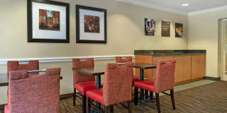 Detroit - Novi - Orchard Hill Place Gallery 1