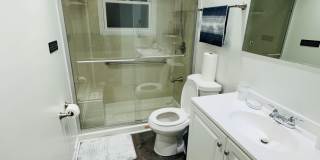 1541 Oakwood Ave Gallery 1