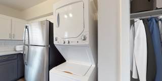 Acoma Square Gallery 3