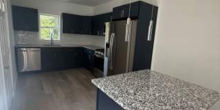 Fully Remodeled 4/5 Bedroom, 2 Bath Home Townhome in desirable West End Lancaster Gallery 7