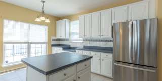 3 Bed, 2.5 Bath Single Family Home in Charles Town, WV Gallery 12