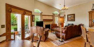 13600 Lakeshore Dr Gallery 7