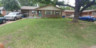 112 West Hartman Avenue Gallery 1