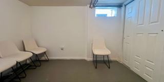 Stunning 3-Bed Twin Home in Lansdowne! Available May 1st! Gallery 26