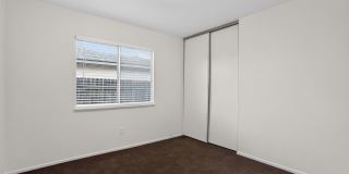 Charming 3BR House in Lancaster Gallery 18