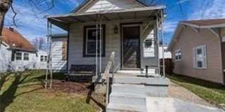 704 W 7th Street Gallery 1