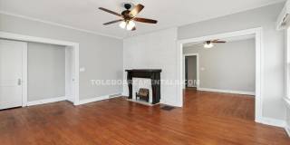 4138 N Lockwood Ave Upper Gallery 17