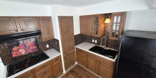 2038 Copeman Boulevard Gallery 10