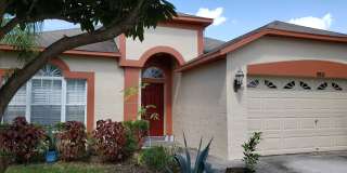 Lovely Four Bedroom with Pond View Gallery 1