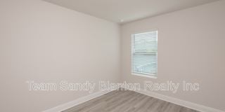 8706 Meadow Flower Lane Gallery 17