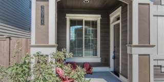 NE 3 Bdrm, 2.5 Bath 1450 sq ft House w/AC and Gas Heat,  All Appliances, Dbl Garage Gallery 3