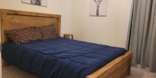 Charming 3-Bedroom Home with Spacious Yard Gallery 7