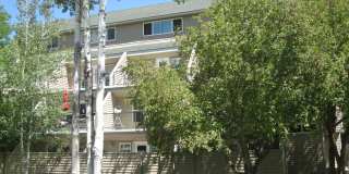 Condo w/ mountain views - close to the high school! Gallery 1