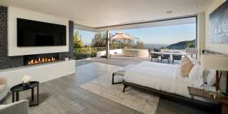7080 Mulholland Dr Gallery 46
