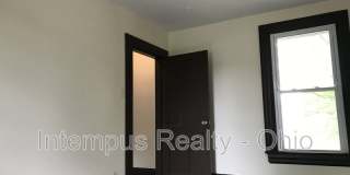236 E William St Gallery 30