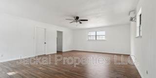 2038 Avon Drive Gallery 16