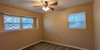 2 Bed 1.5 Bath 1 Car Garage in Henderson Hills Addition Edmond, OK 2 Bed 1.5 Bath 1 Car Garage in Henderson Hills Addition Edmond, OK Gallery 36