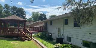 5 Bedroom 3 Bath House with 2 Car Garage Gallery 5